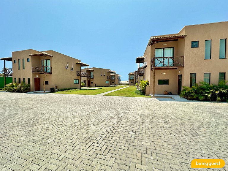 Casa linda e completa com frente-mar