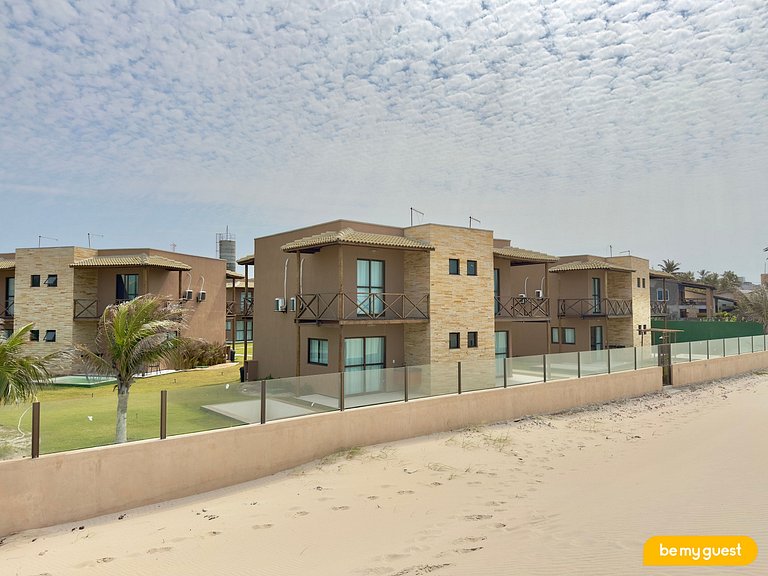 Casa duplex com vista-mar e piscina exclusiva