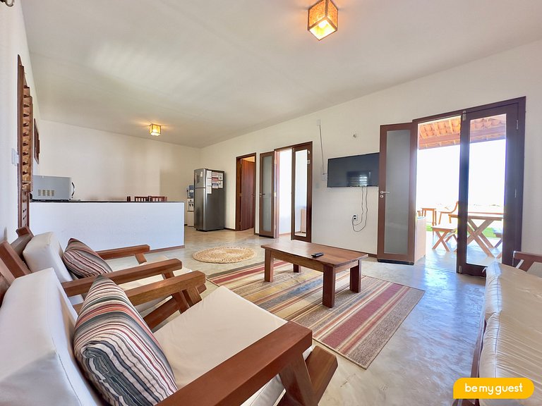 Casa frente-mar com piscina e vista única