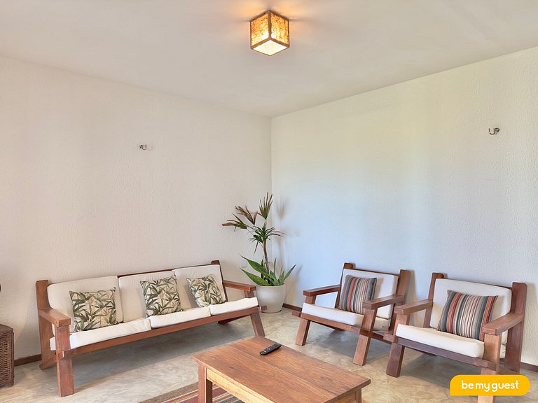 Casa frente-mar com piscina e vista única
