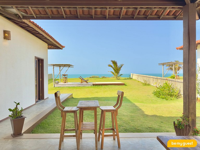 Casa frente-mar com piscina e vista única