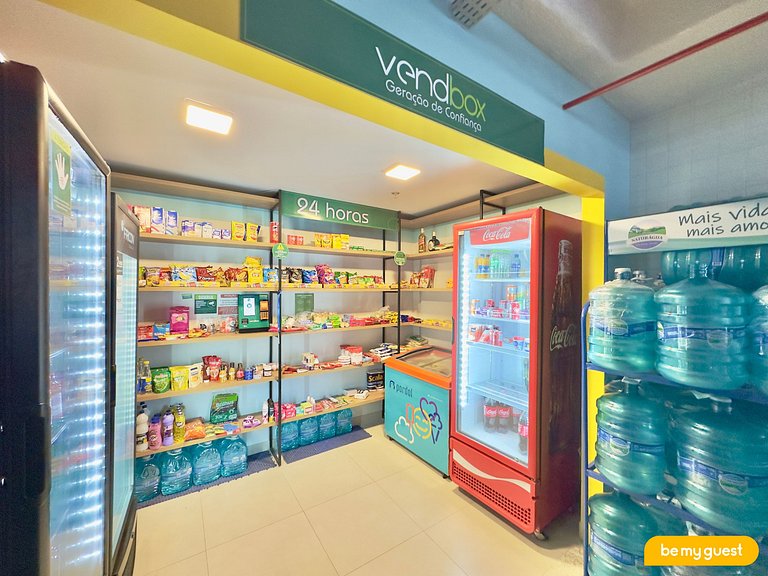 Beach Class Meireles Studio: Pool & Sea View