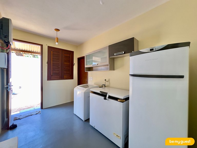 Casa Pé na Areia com Deck e Churrasqueira