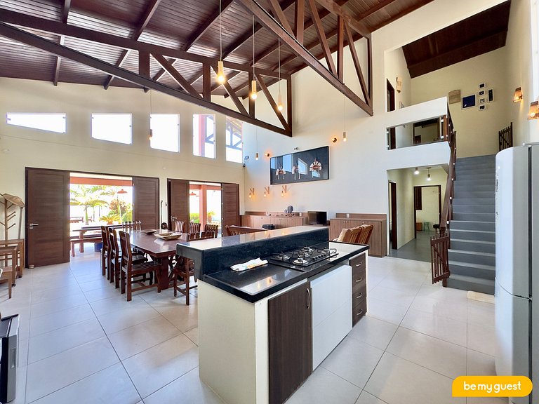 Casa Pé na Areia com Deck e Churrasqueira