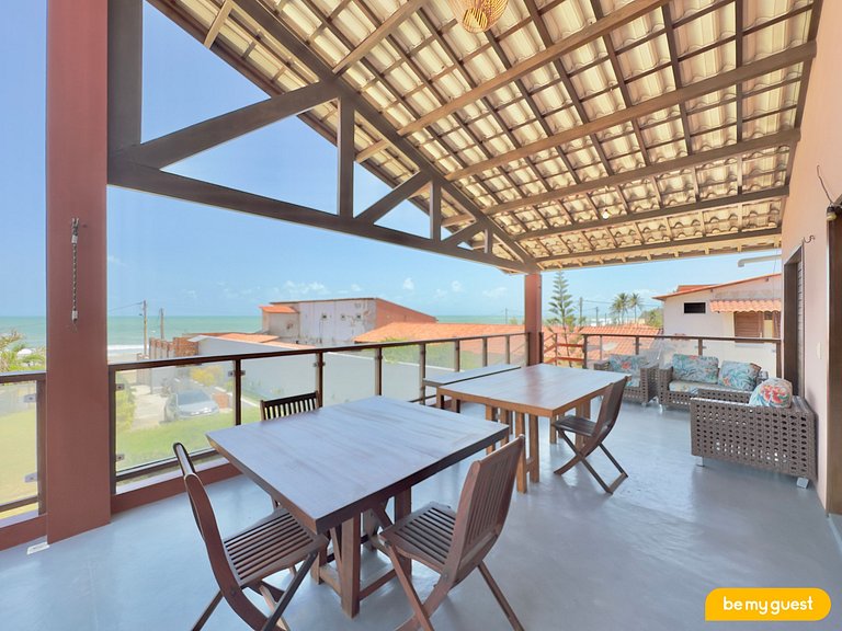 Casa Pé na Areia com Deck e Churrasqueira