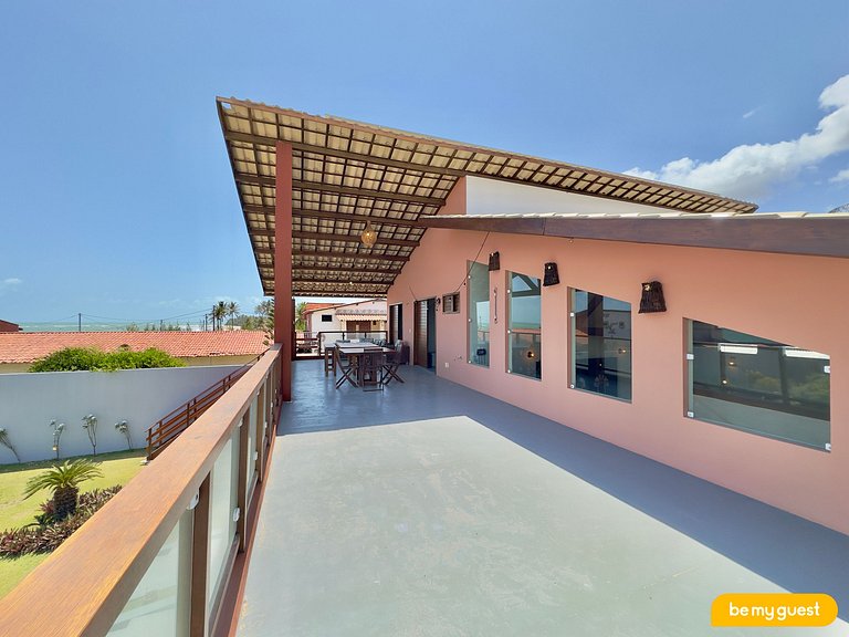 Casa Pé na Areia com Deck e Churrasqueira