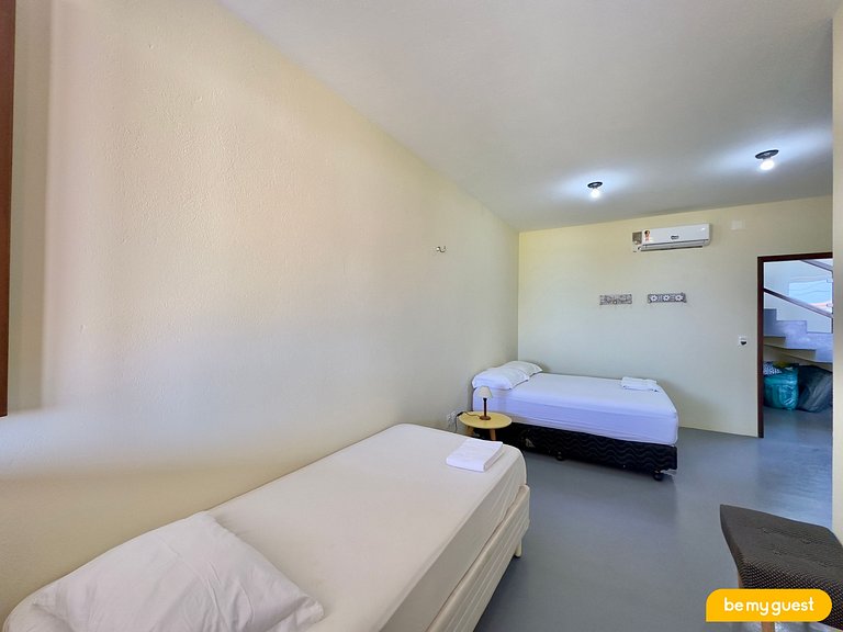 Casa Pé na Areia com Deck e Churrasqueira