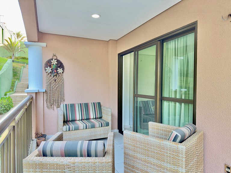 Confortável apto de 2 Suítes no Beverly Hills