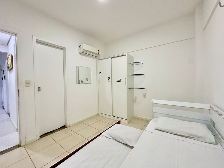 Confortável apto de 2 Suítes no Beverly Hills