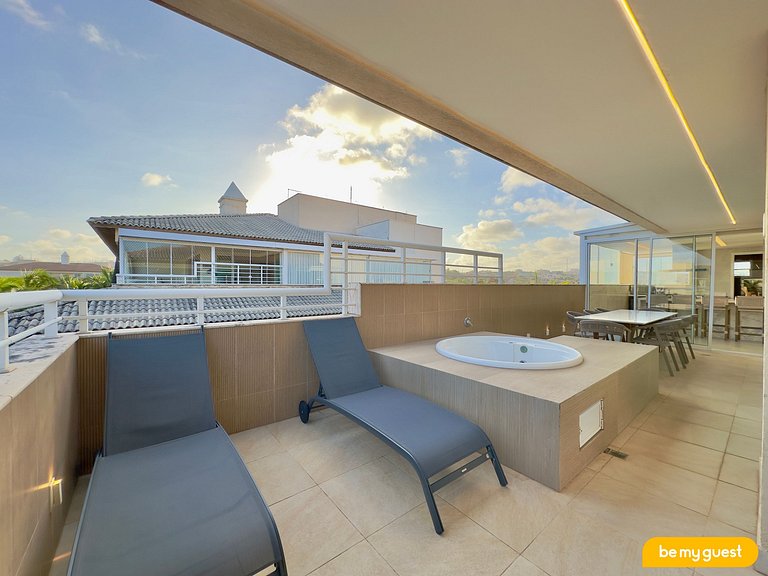 Cobertura única e com Jacuzzi no Golf Ville