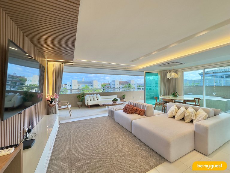 Unique penthouse with Jacuzzi in Golf Ville