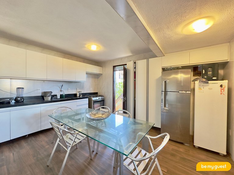 Casa duplex com vista mar em condomínio fechado