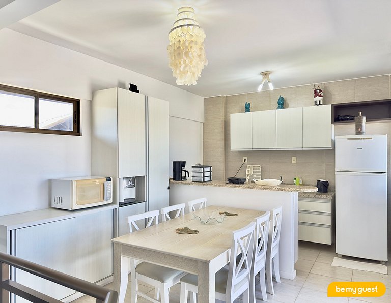 Cobertura Duplex com Banheira e Vista Mar