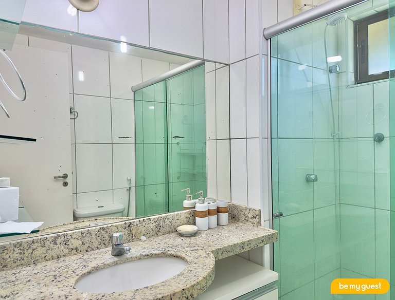 Cobertura Duplex com Banheira e Vista Mar