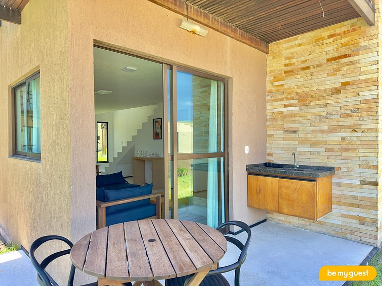 Casa linda e completa com frente-mar