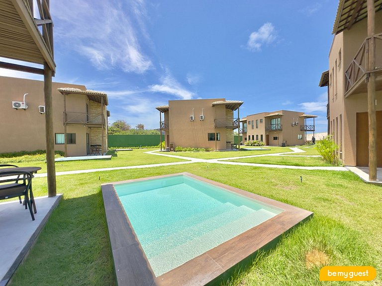 Duplex completo com 2 suítes e piscina privativa