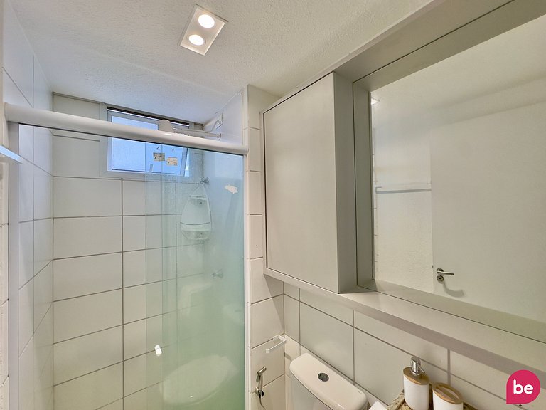 Lindo e completo apartamento com vista mar