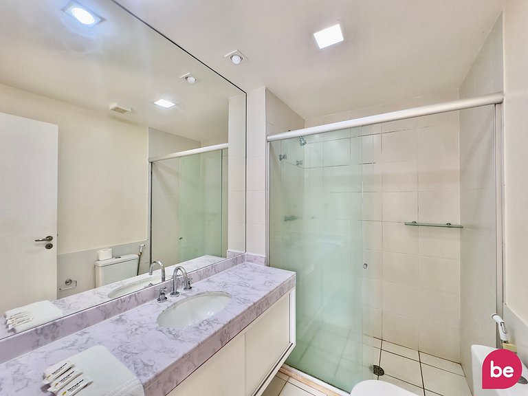 Apartamento completo com vista mar no Beach Living