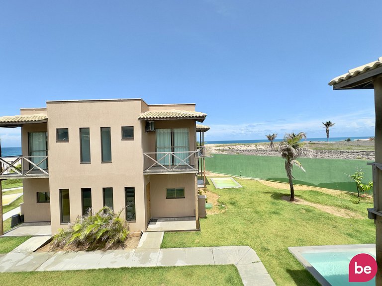 Duplex Pé na Areia com Piscina Privativa