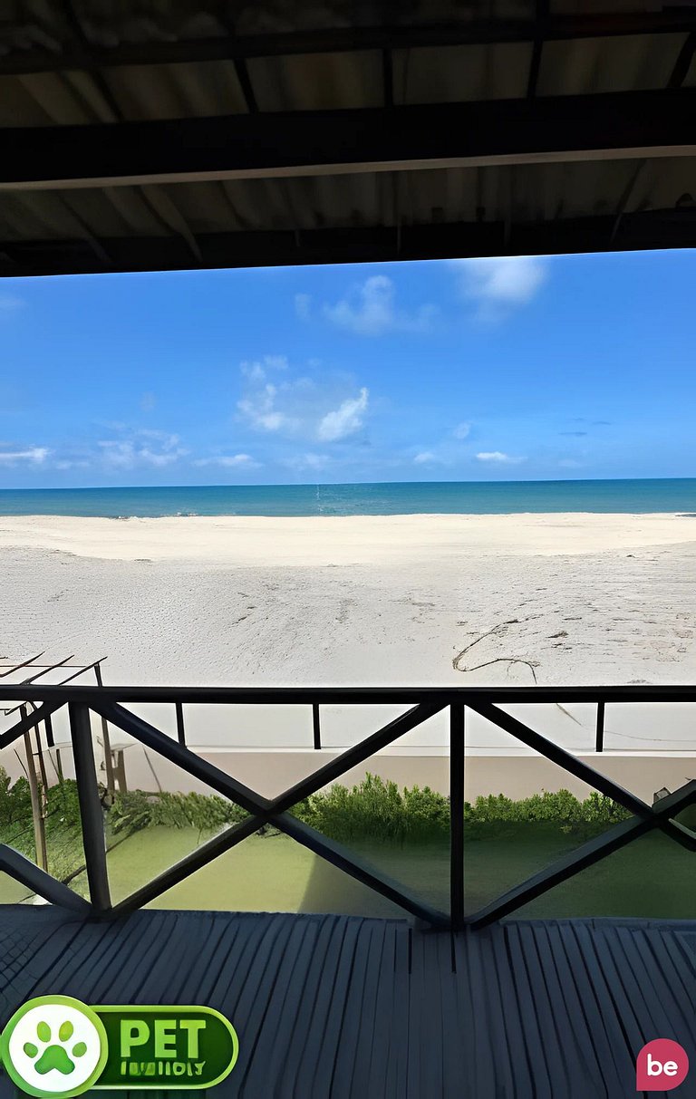 Duplex Frente-Mar com Piscina Privativa