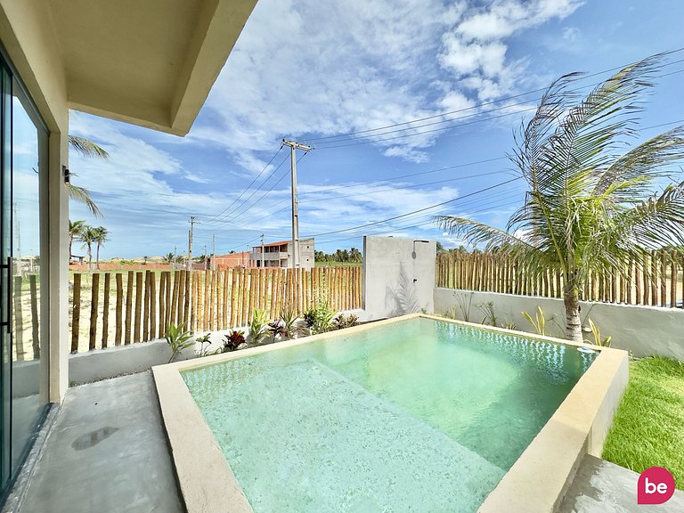 Casa com Piscina e Terraço na Praia do Guajiru