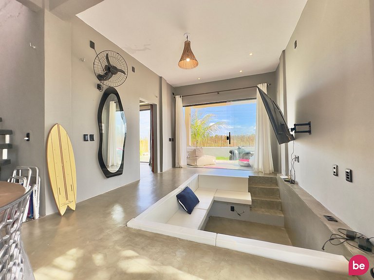 Casa com Piscina e Terraço na Praia do Guajiru