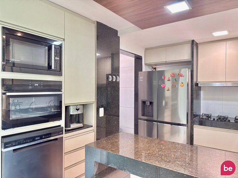 Cobertura Duplex c/ Churrasqueira e 4 Suítes