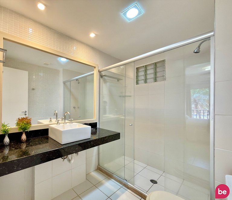 Apto térreo sofisticado no Beach Living
