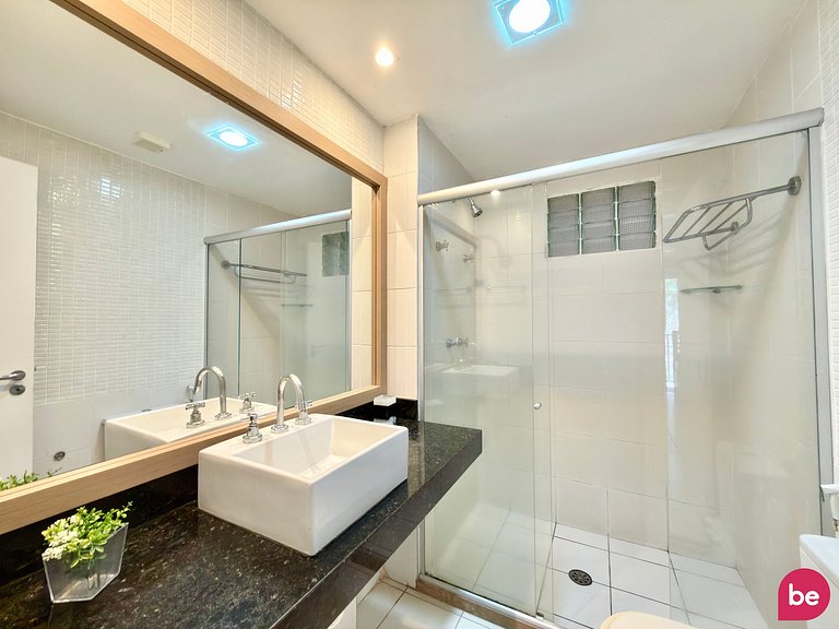 Apto térreo sofisticado no Beach Living