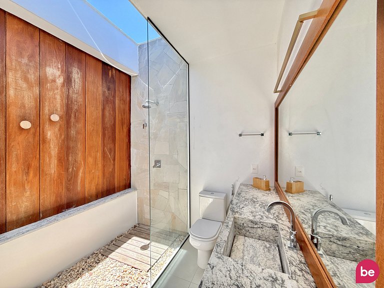 Linda casa de alto padrão em Fortim