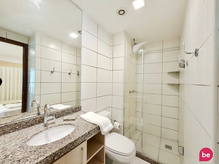 Apartamento de 2 Quartos com Varanda