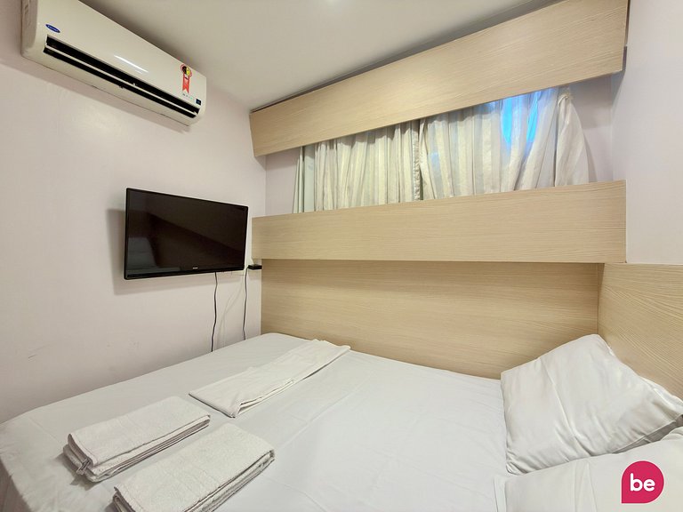 Apartamento de 2 Quartos com Varanda